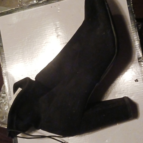 Shoes - Picture 3 of 3